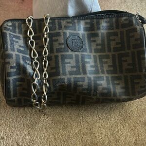 Vintage Fendi shoulder bag
